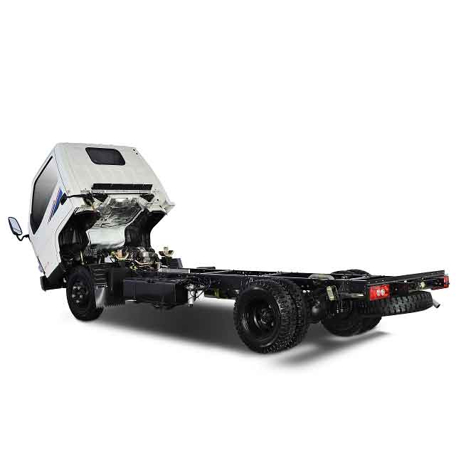 Góc lật đầu cabin rộng dễ kiểm tra